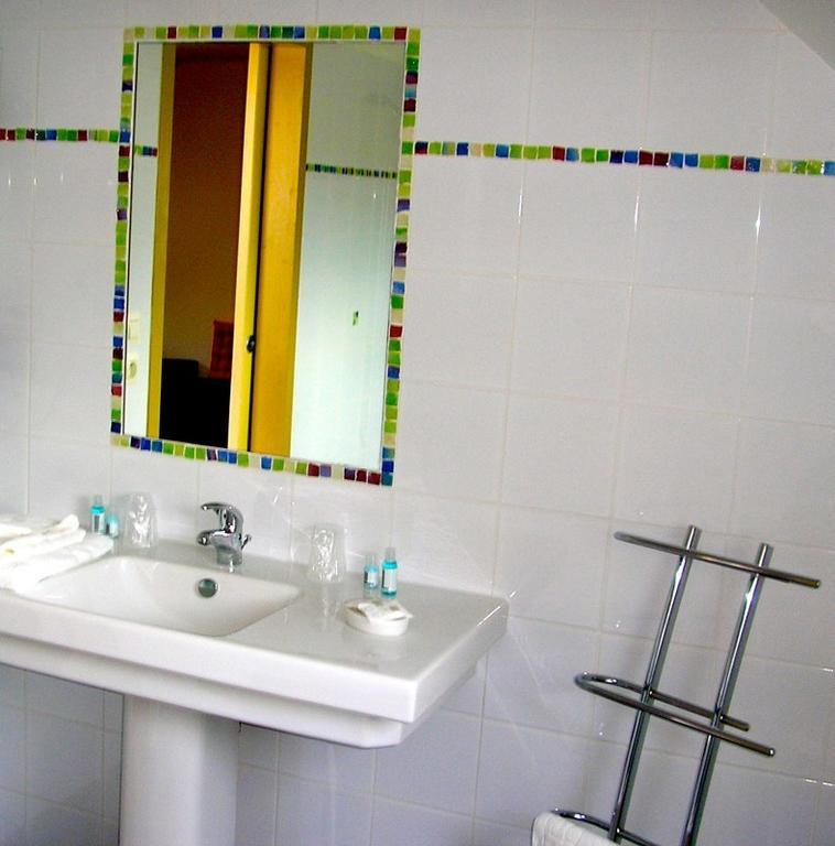 Hotel Le Chevalier Gambette Saint-Armel Стая снимка